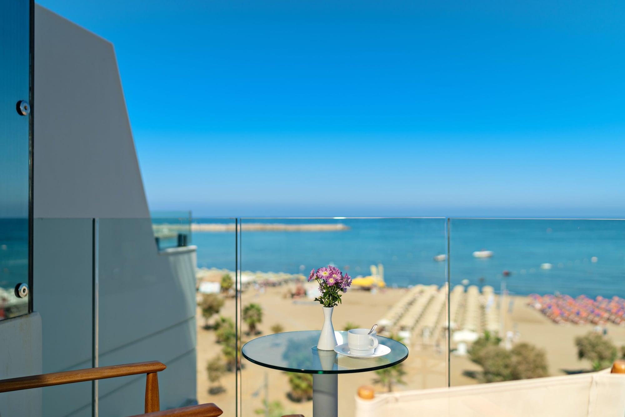 Kriti Beach Hotel Ретимно Екстериор снимка