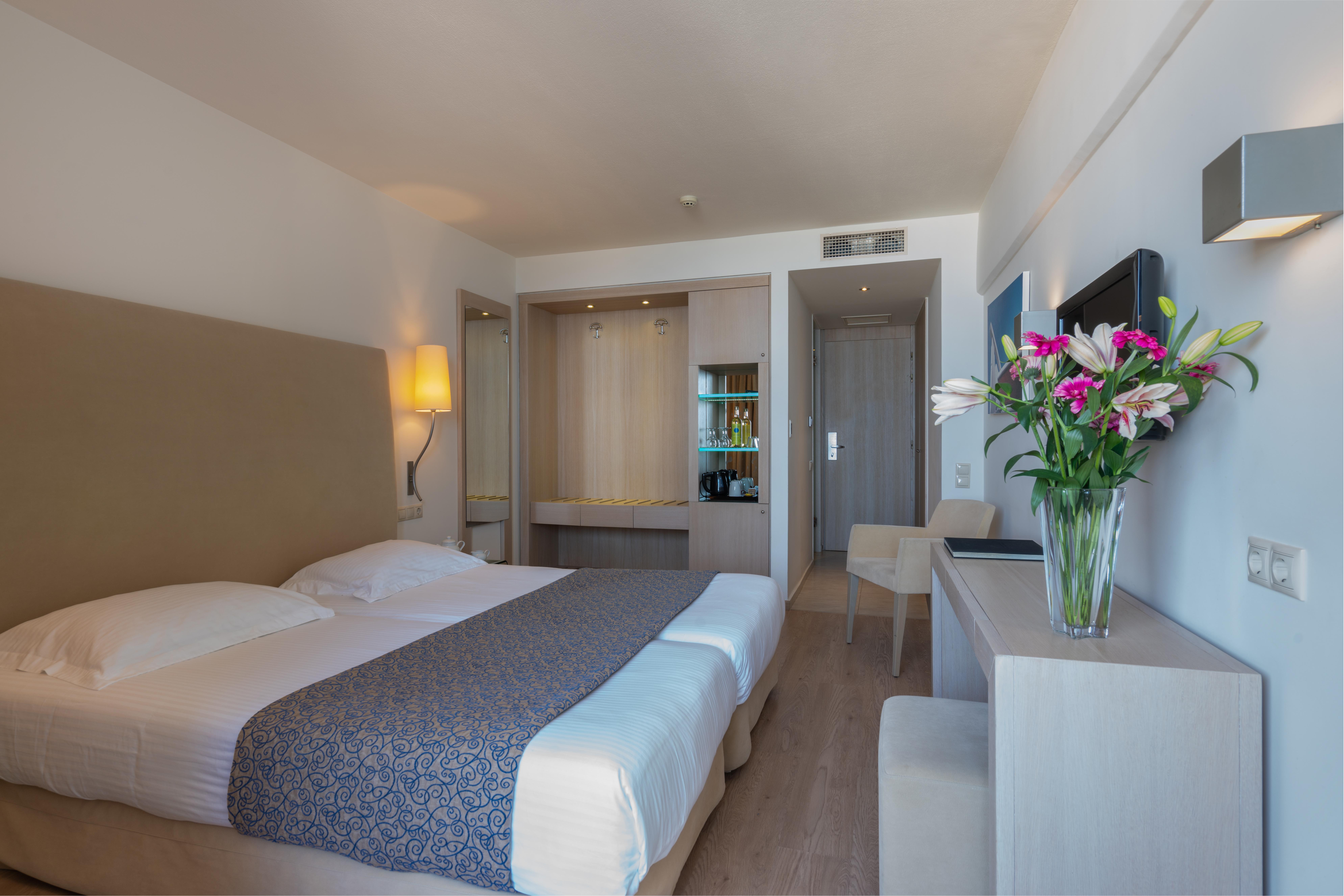Kriti Beach Hotel Ретимно Екстериор снимка